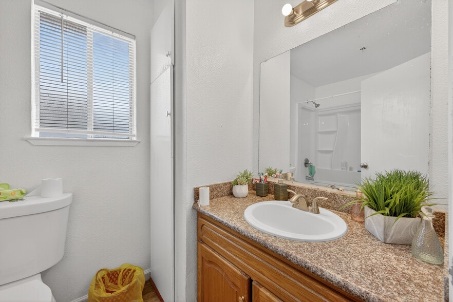 More Photos Of 113-119 Gonda St, Watsonville Apartments For Sale