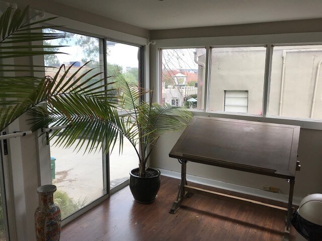 More Photos Of 1451 Home St, Jacksonville Office Residential For Lease