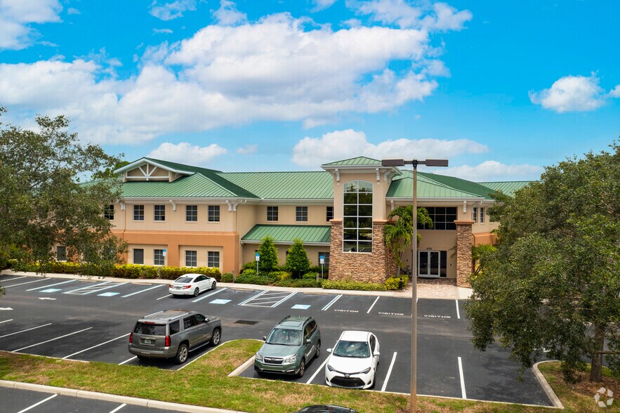 More Photos Of 6751 Professional Pky W, Sarasota Office For Lease
