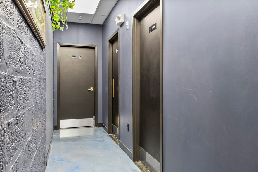 More Photos Of 21 Erie Blvd, Albany Apartments For Lease