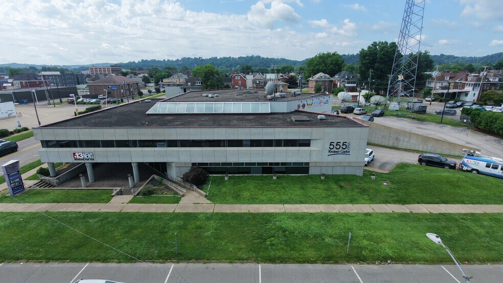 Primary Photo Of 555 5th Ave, Huntington Loft Creative Space For Lease