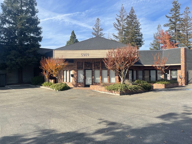 Primary Photo Of 5909 Stanley Ave, Carmichael Office For Lease