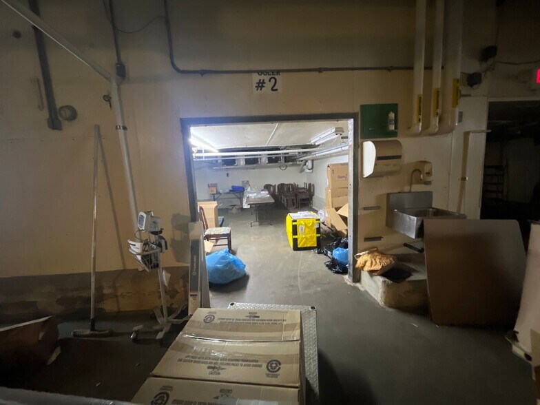 More Photos Of 1300-1344 S Front St, Philadelphia Warehouse For Sale