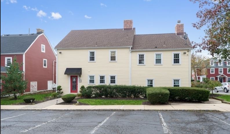 More Photos Of 264 US 202/206, Bedminster Storefront Retail Office For Lease