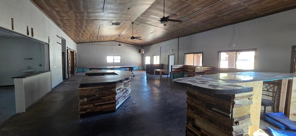 More Photos Of 382 Sudderth Dr, Ruidoso General Retail For Lease