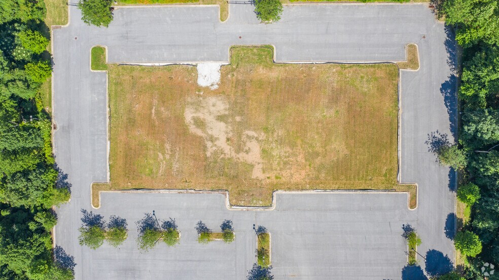 More Photos Of 10695 Red Run Blvd, Owings Mills Office For Sale