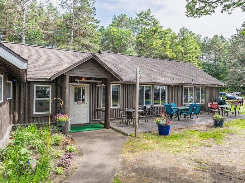 More Photos Of 8599 Big Saint Germain Cir, Saint Germain Restaurant For Sale