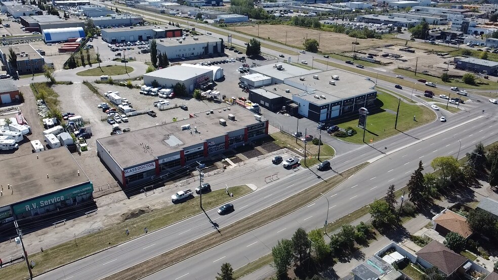 More Photos Of 8849/53 63 Avenue NW, Edmonton Showroom For Lease