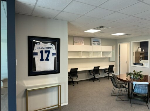 More Photos Of 9850 Walnut Hill Ln, Dallas Freestanding For Lease