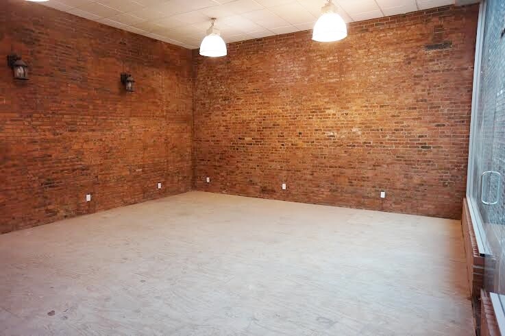 More Photos Of 208 5th Ave, Brooklyn Storefront Retail Residential For Lease