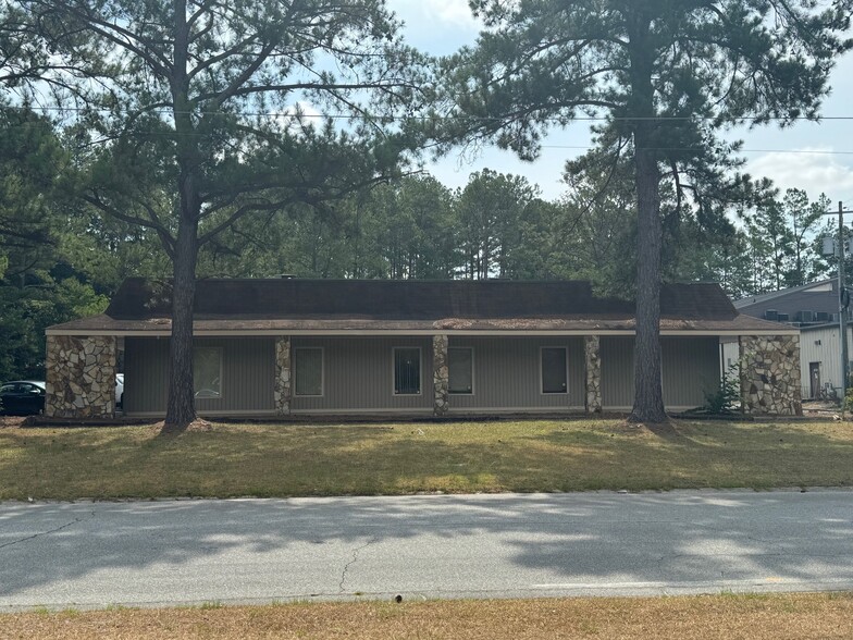 Primary Photo Of 106 Olympia Dr, Warner Robins Medical For Sale