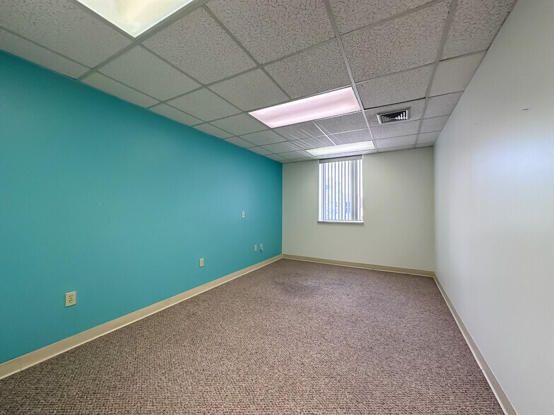 More Photos Of 103 S Florida Ave, Lakeland Office For Lease