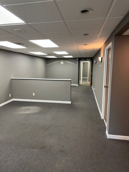 More Photos Of 36-30 37th St, Long Island City Office For Sale