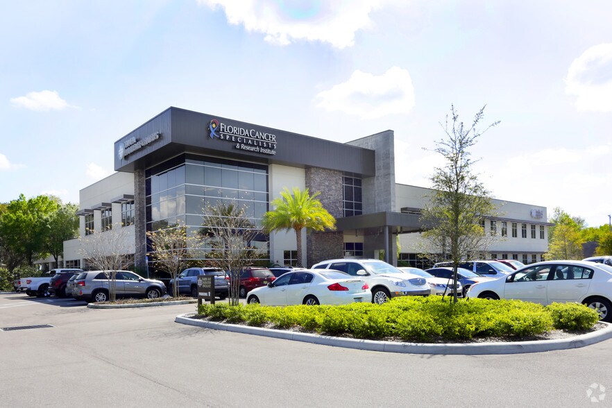 More Photos Of 403 S Kings Ave, Brandon Medical For Lease