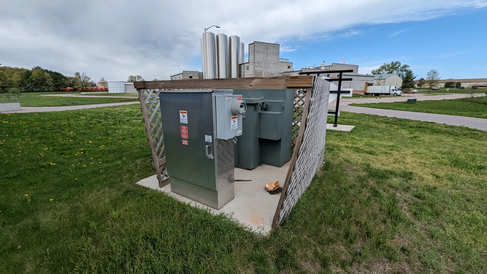 More Photos Of 605 Greenway Ct, Reedsburg Industrial For Sale