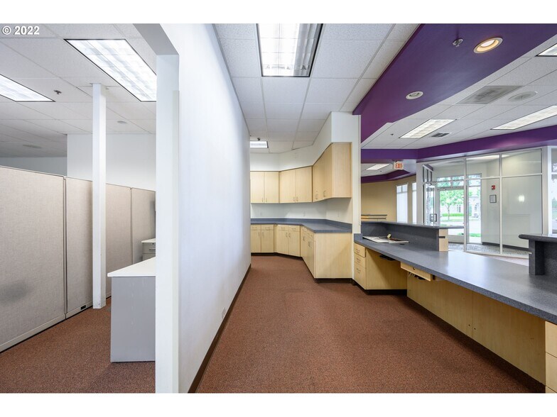 More Photos Of 375 SE Norton Ln, Mcminnville Medical For Lease