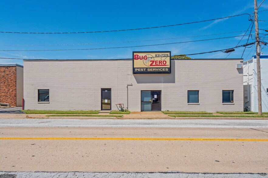More Photos Of 311 N Waverly Ave, Springfield Warehouse For Lease