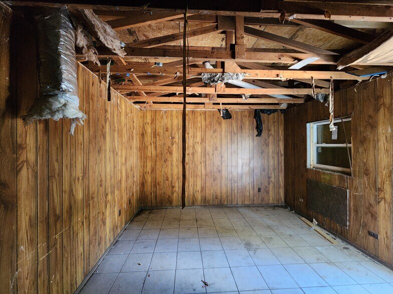 More Photos Of 3101 W Mallory St, Pensacola Apartments For Sale