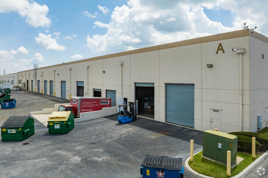 More Photos Of 4610-4630 Eagle Falls Pl, Tampa Warehouse For Lease