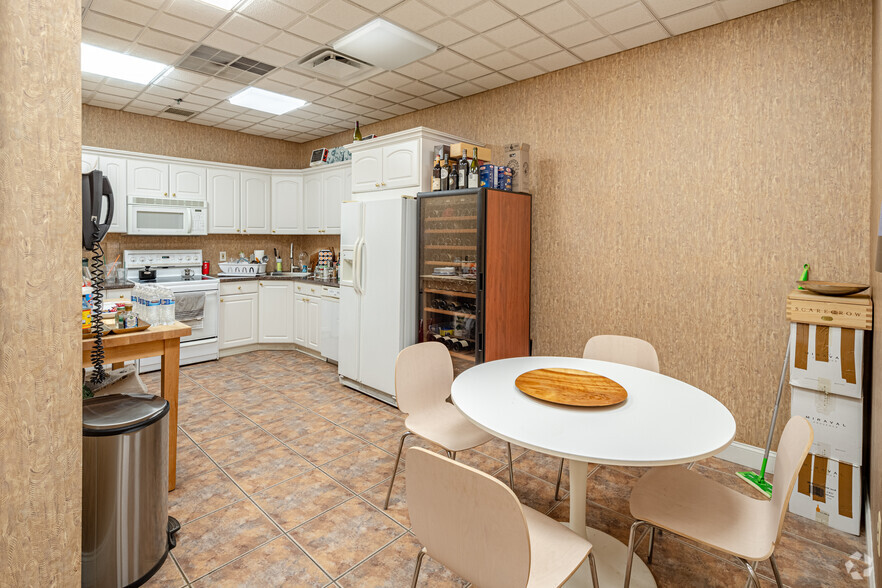 More Photos Of 480 Mundet Pl, Hillside Manufacturing For Sale