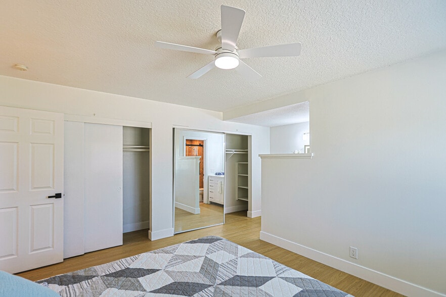More Photos Of 17819 Bay St, Fountain Valley Specialty For Sale