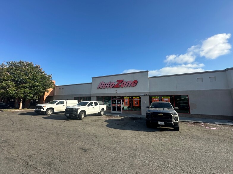 More Photos Of 1695-1699 W San Carlos St, San Jose General Retail For Lease