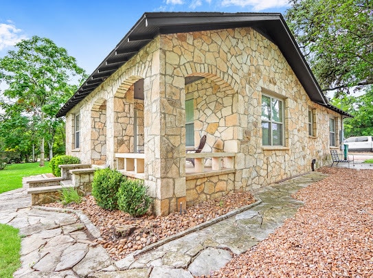 More Photos Of 720 River Rd, Boerne Office Residential For Sale