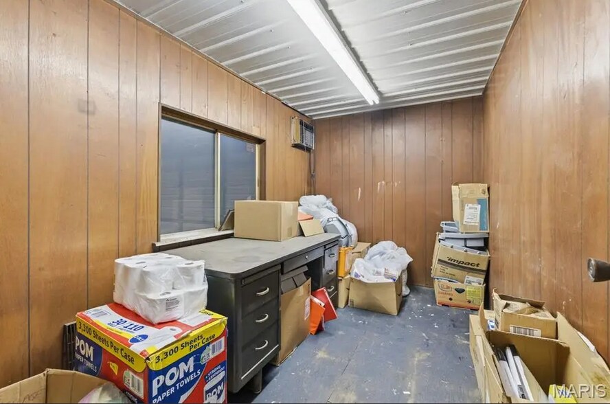 More Photos Of 2605 N 20th St, Saint Louis Industrial For Sale