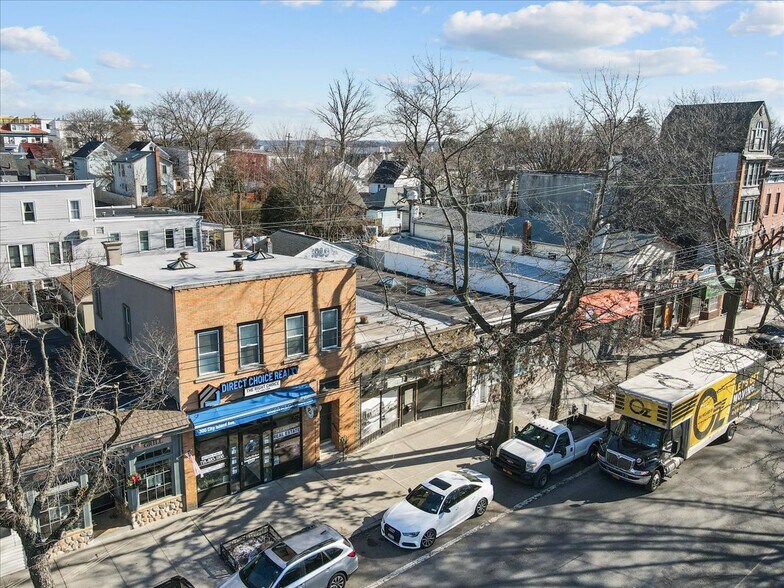 More Photos Of 296 City Island, Bronx Storefront For Sale