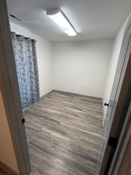 More Photos Of 3499 E River St, Anderson Convenience Store For Sale