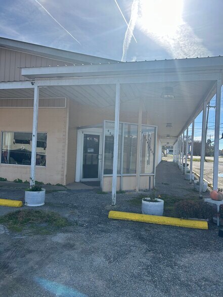 Primary Photo Of 3515 Main St, Exmore Storefront Retail Office For Lease