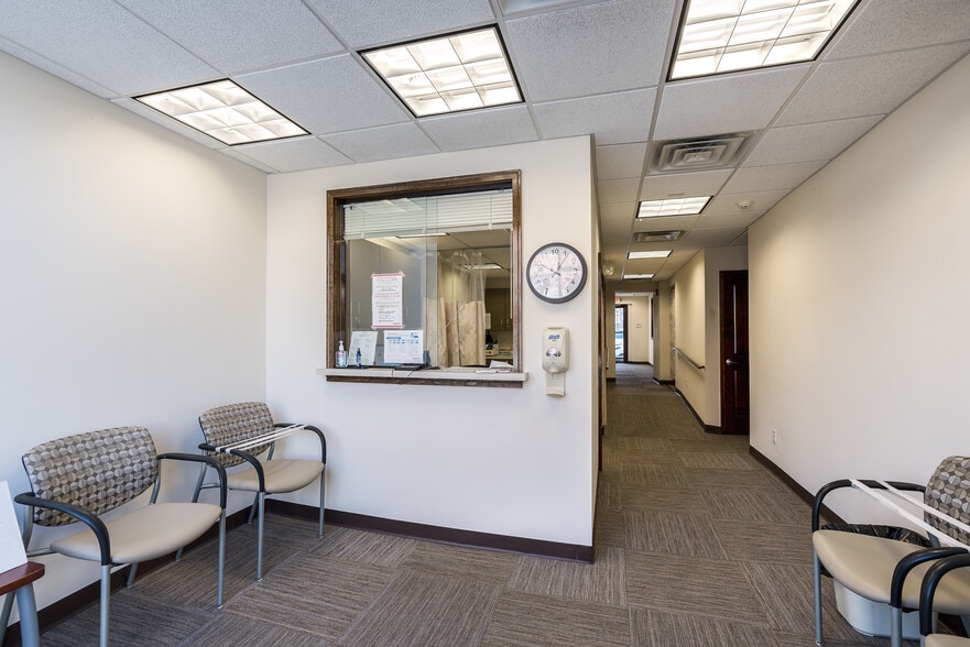 More Photos Of 380-384 Bloomfield Ave, Caldwell Storefront For Sale