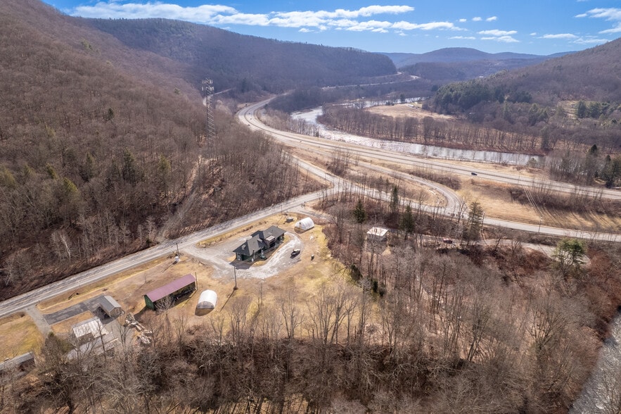 More Photos Of 19 Trestle Rd, Hancock Storefront Retail Office For Sale