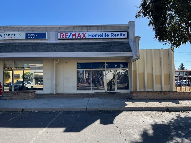 Primary Photo Of 220-228 S Glendora Ave, West Covina Storefront Retail Office For Lease