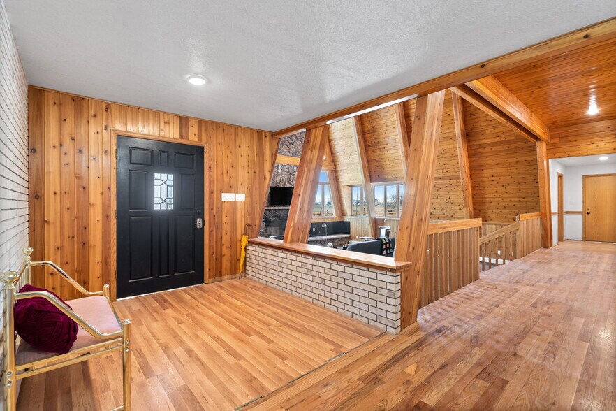 More Photos Of 13231 Dillon St, Brighton Specialty For Sale