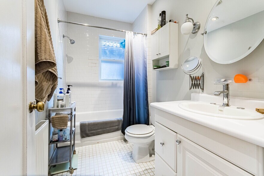 More Photos Of 14 Kilbarry Rd, Toronto Multifamily For Sale