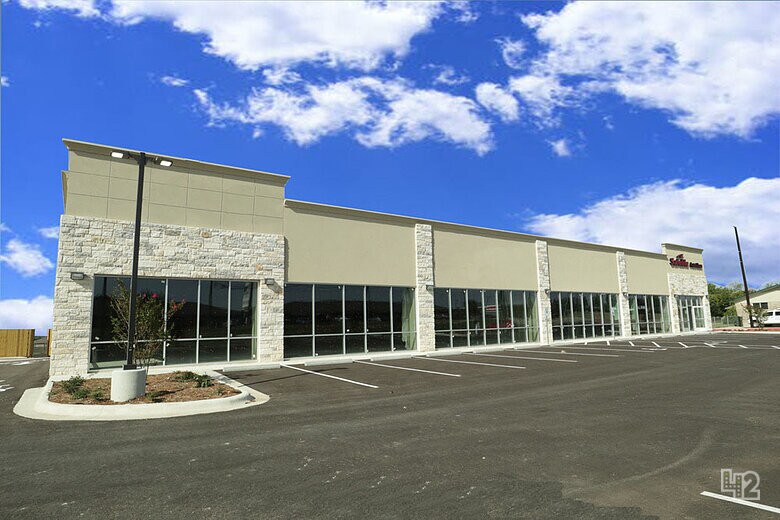 More Photos Of 2102 W Stan Schlueter Loop, Killeen Freestanding For Lease