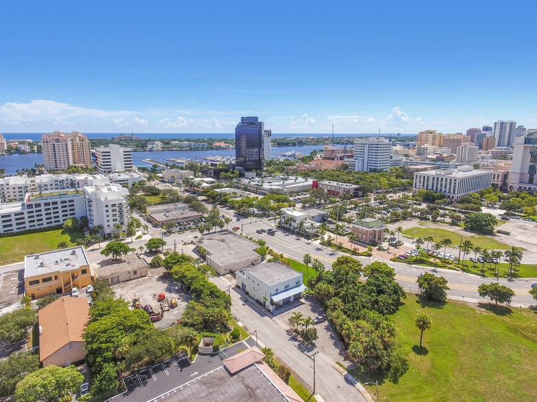 More Photos Of 420 6th St, West Palm Beach Flex For Lease