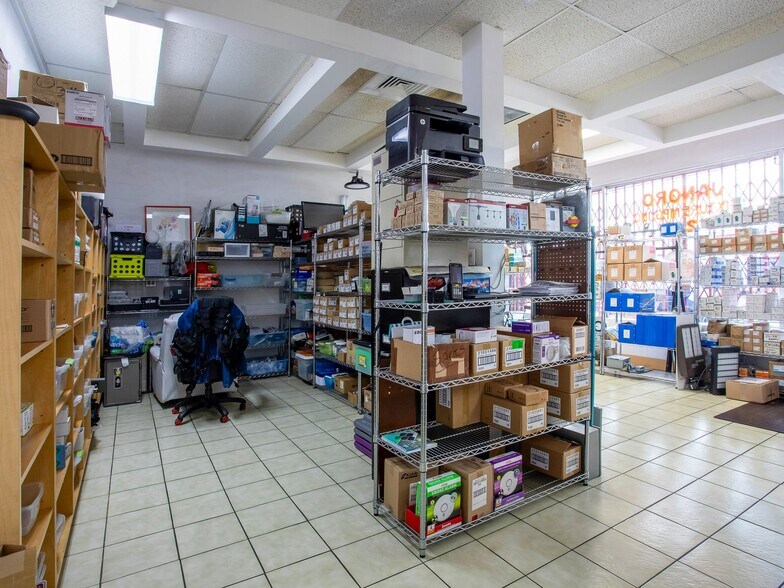 More Photos Of 249 W 29th St, Hialeah Freestanding For Sale
