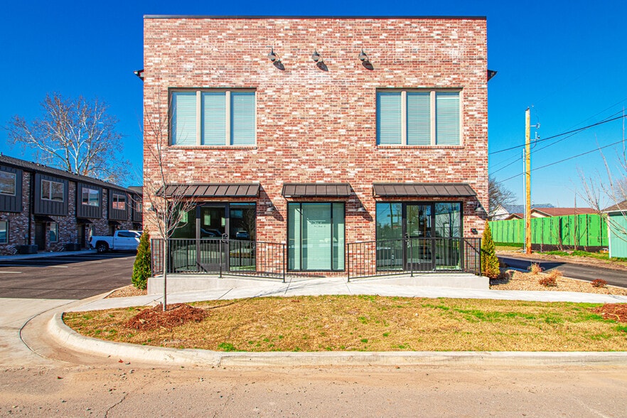 Primary Photo Of 808 Olive St, North Little Rock Office For Lease