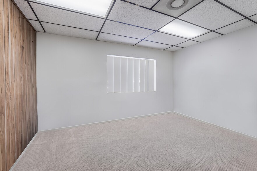 More Photos Of 720 N Ventura Rd, Port Hueneme Office Residential For Sale