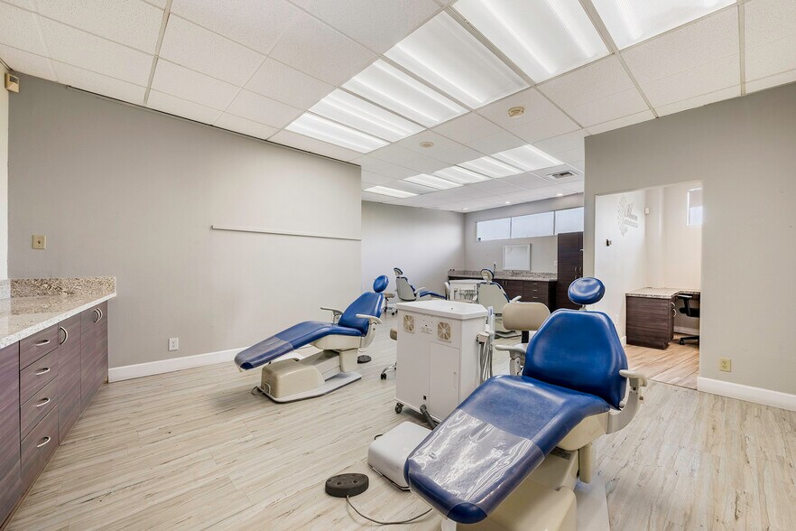 More Photos Of 2700 N Bellflower Blvd, Long Beach Medical For Lease