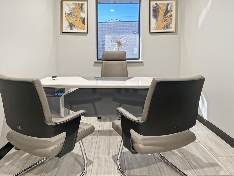 More Photos Of 404 Airport Fwy, Bedford Coworking Space