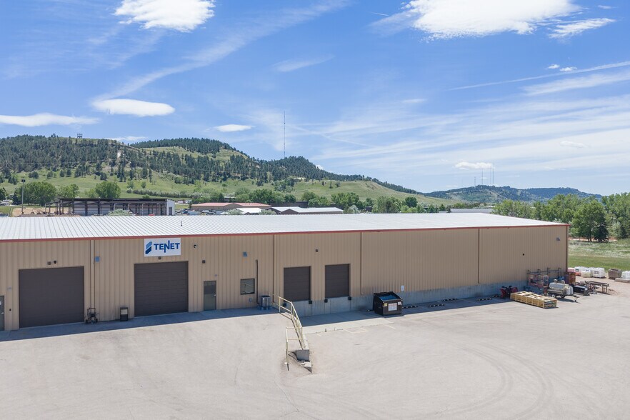 More Photos Of 2319 N Plaza Dr, Rapid City Warehouse For Lease