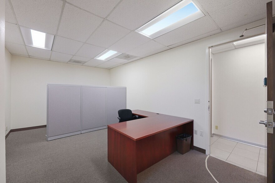More Photos Of 2727 Walsh Ave, Santa Clara Medical For Lease