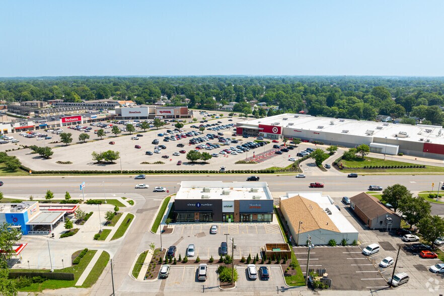 More Photos Of 1980 N National Rd, Columbus Storefront Retail Office For Sale