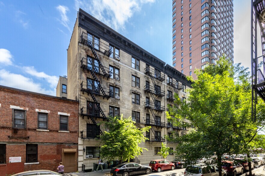 More Photos Of 329-339 E 94th St, New York Apartments For Sale