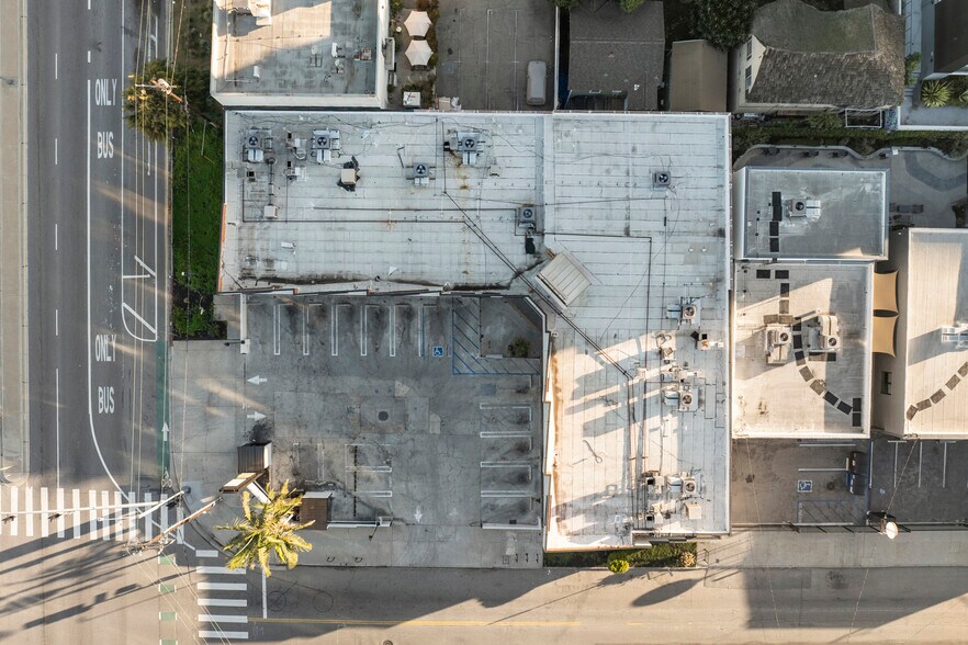 More Photos Of 10020-10036 Venice Blvd, Culver City Freestanding For Lease