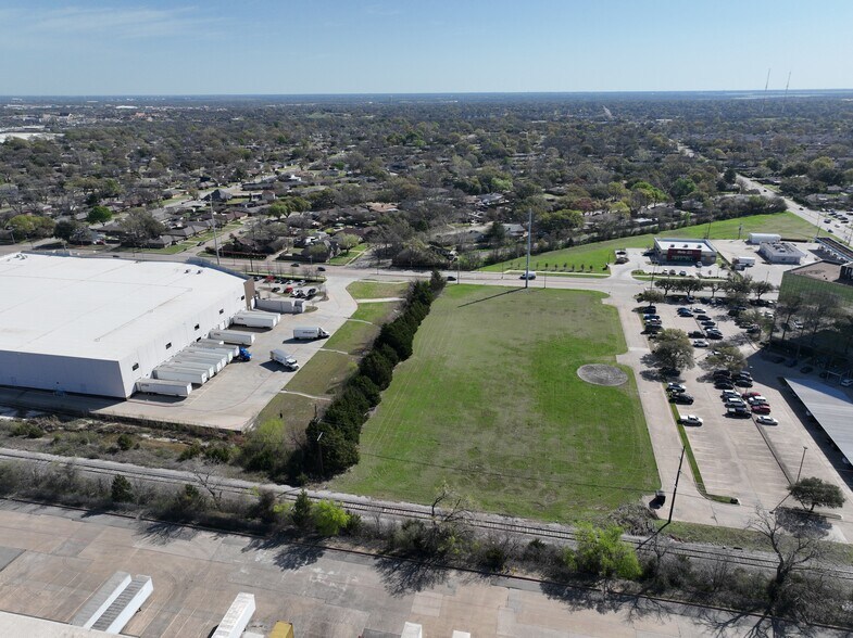 More Photos Of 1849 Shiloh rd, Garland Industrial For Lease