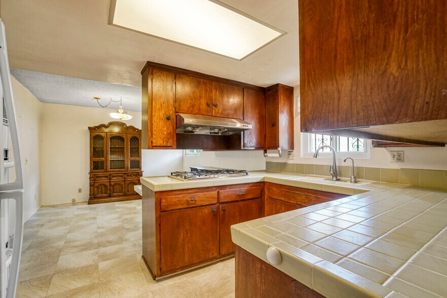 More Photos Of 4419 City Terrace Dr, Los Angeles Multifamily For Sale